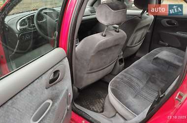 Седан Ford Mondeo 1993 в  фото 11 Седан Ford Mondeo 1993 в