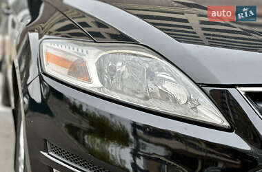 Седан Ford Mondeo 2011 в  фото 6 Седан Ford Mondeo 2011 в