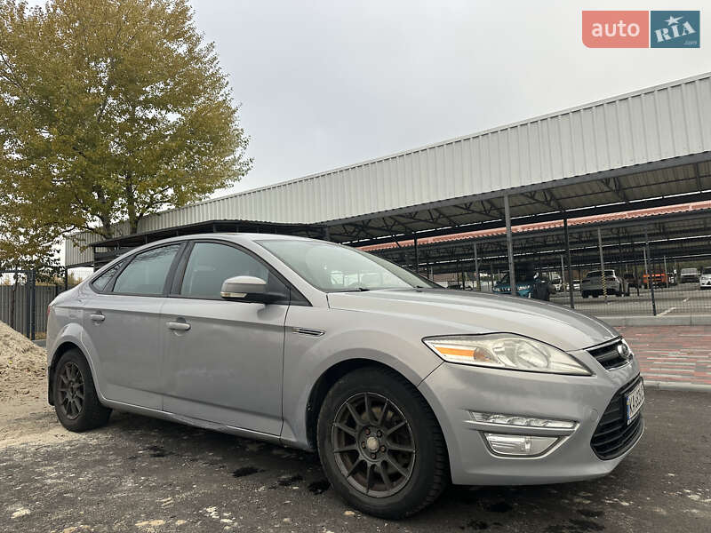 Лифтбек Ford Mondeo 2013 в Киеве фото 2 Лифтбек Ford Mondeo 2013 в Киеве