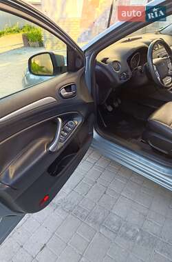 Універсал Ford Mondeo 2008 в  фото 17 Універсал Ford Mondeo 2008 в