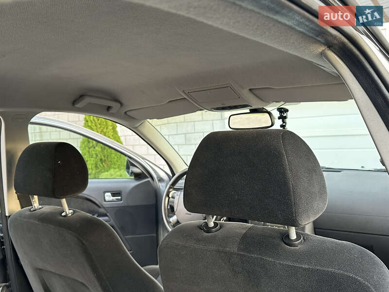 Седан Ford Mondeo 2005 в Одессе