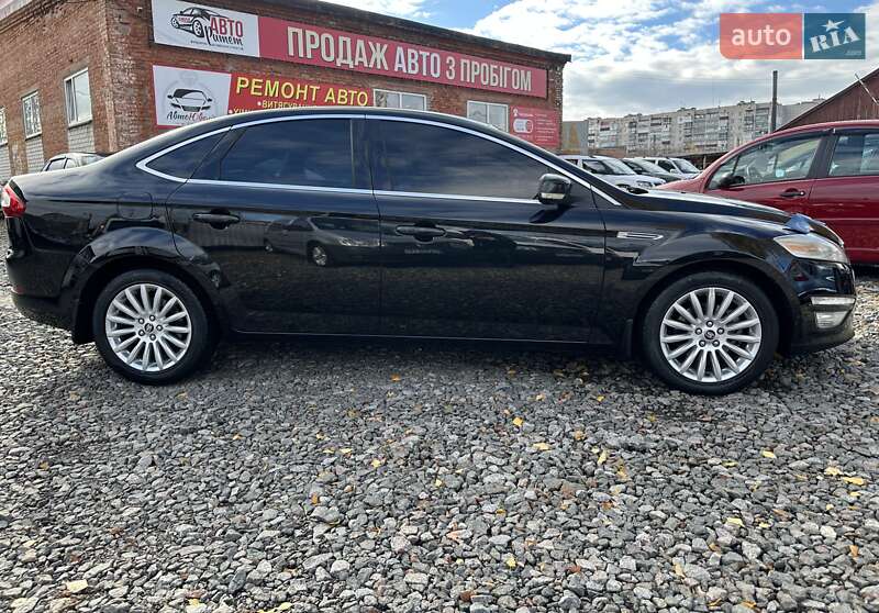 Седан Ford Mondeo 2011 в Смеле