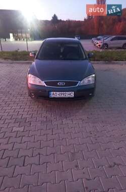 Седан Ford Mondeo 2004 в Мукачевому