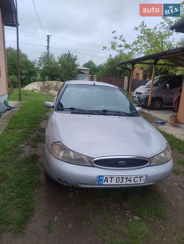 Лифтбек Ford Mondeo 1997 в Ивано-Франковске