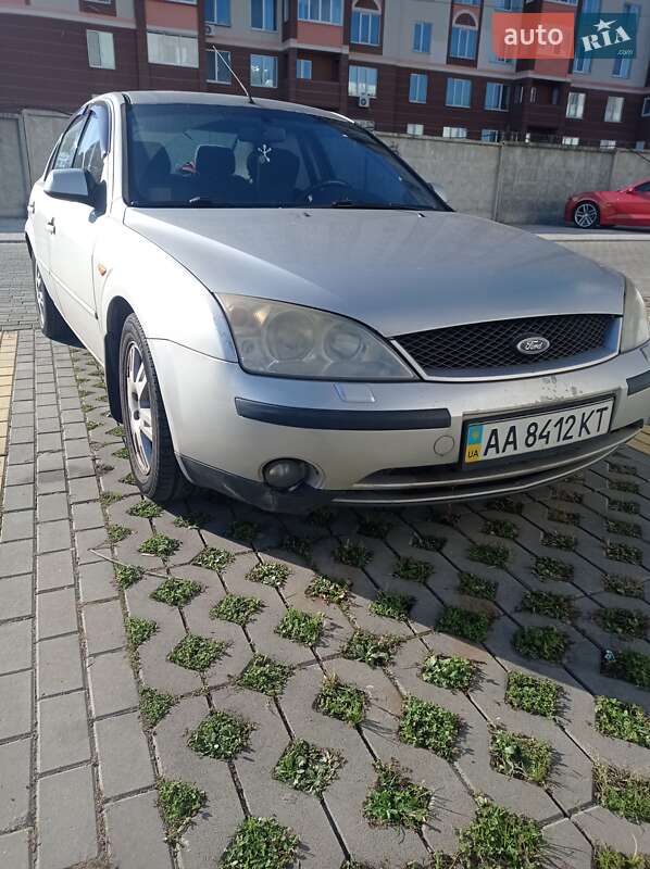Седан Ford Mondeo 2003 в Києві