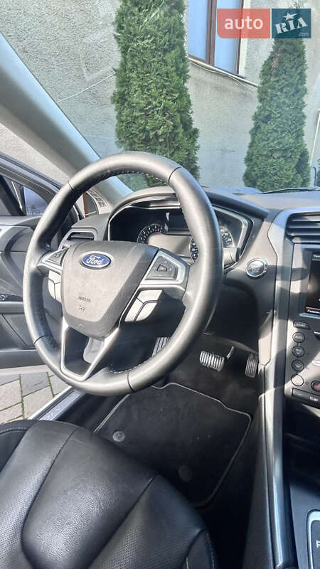 Седан Ford Mondeo 2016 в Мукачево