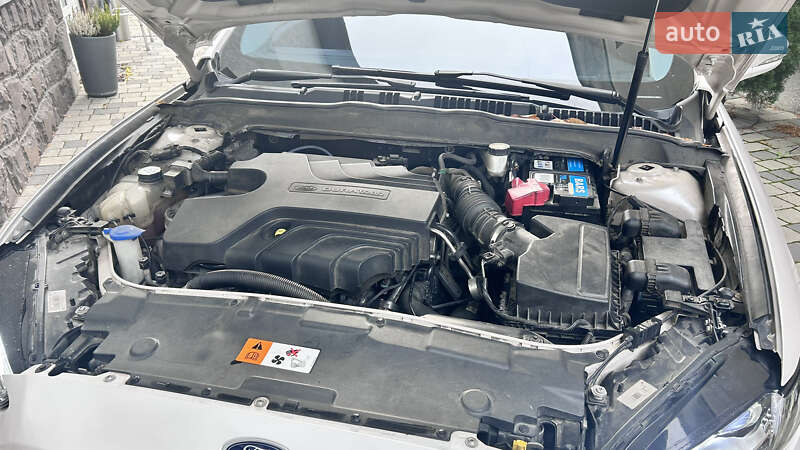 Седан Ford Mondeo 2016 в Мукачево