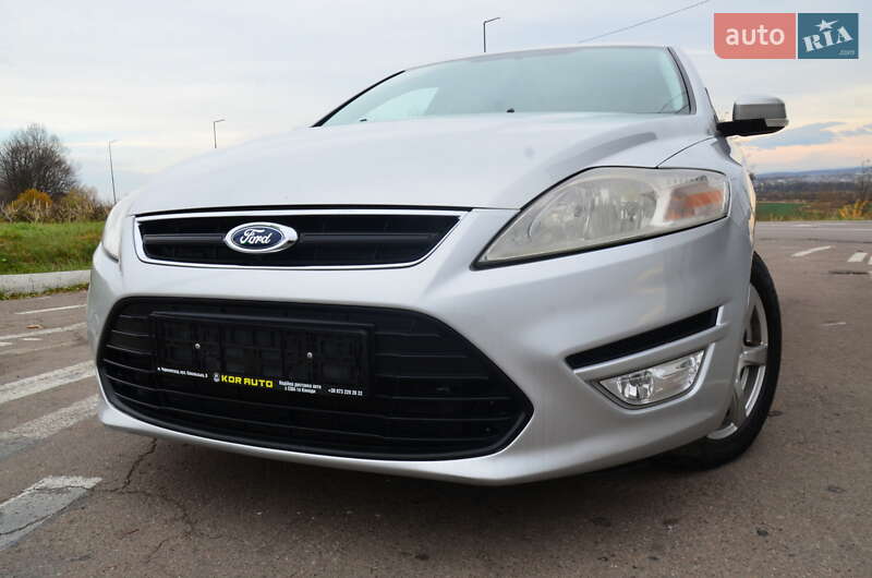 Седан Ford Mondeo 2013 в Дрогобыче