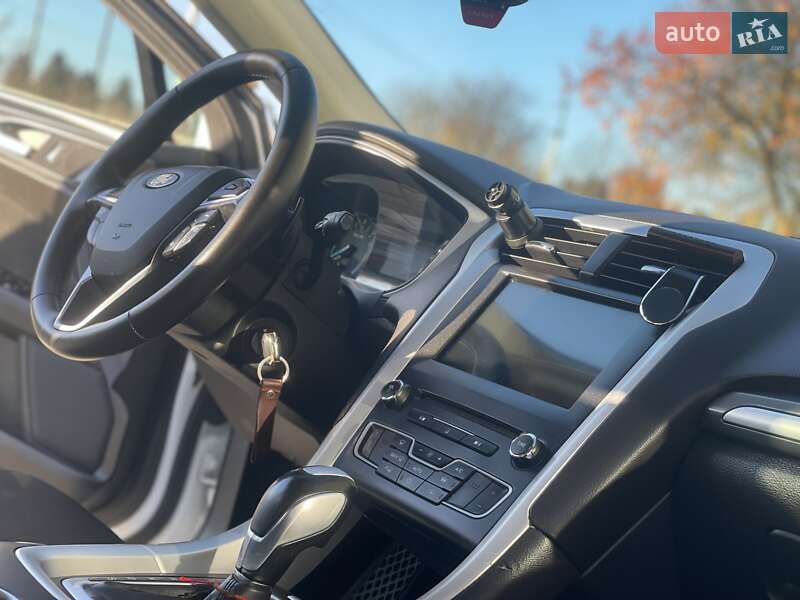 Универсал Ford Mondeo 2017 в Золочеве фото 44 Универсал Ford Mondeo 2017 в Золочеве