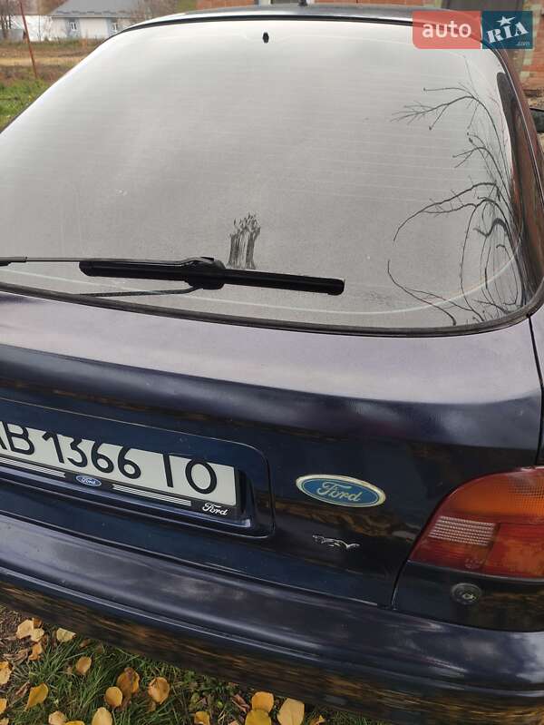 Лифтбек Ford Mondeo 1995 в Виннице