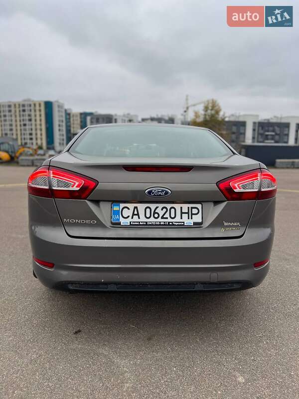 Седан Ford Mondeo 2012 в Черкассах