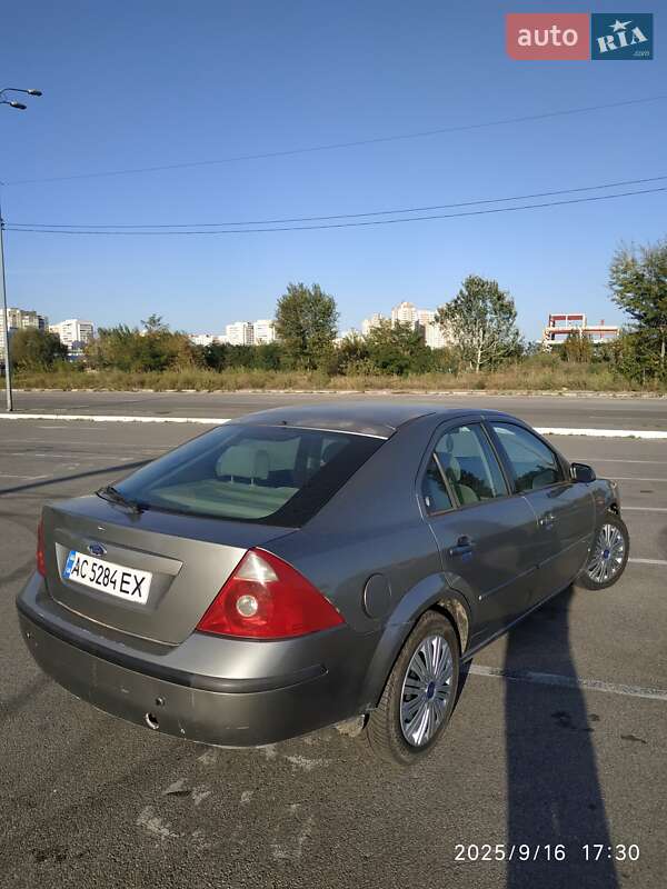 Лифтбек Ford Mondeo 2001 в Киеве