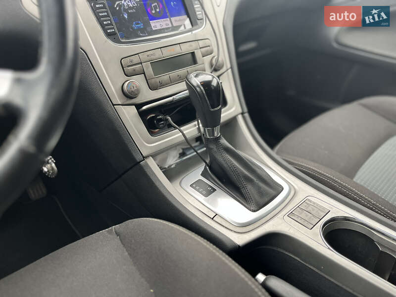 Универсал Ford Mondeo 2010 в Киеве