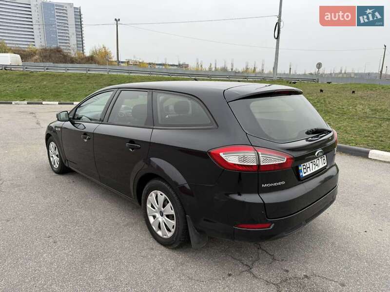 Ford Mondeo 2010 Ford Mondeo 2010