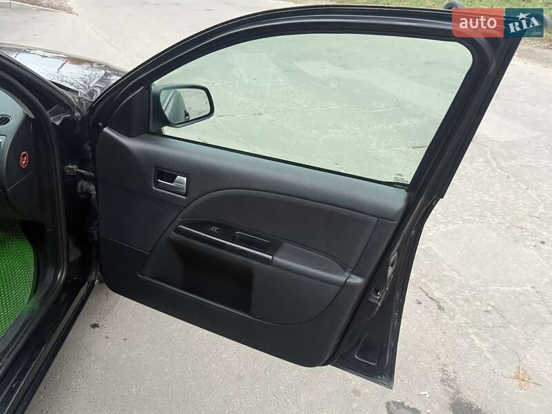 Седан Ford Mondeo 2005 в Золотоноші фото 14 Седан Ford Mondeo 2005 в Золотоноші