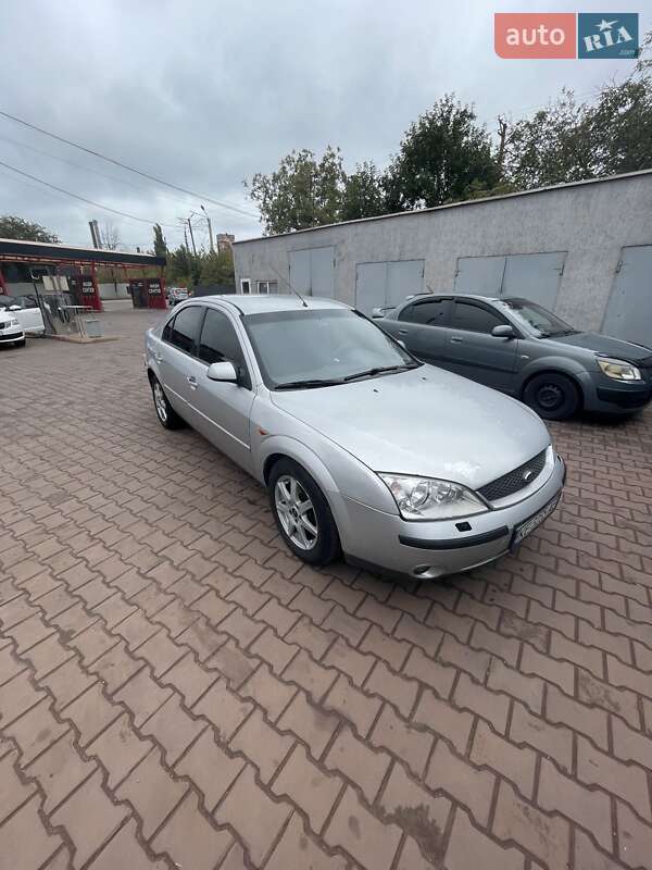 Ліфтбек Ford Mondeo 2002 в Дніпрі