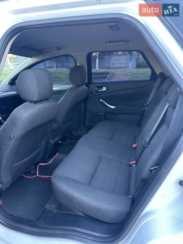 Универсал Ford Mondeo 2010 в Ярмолинцах