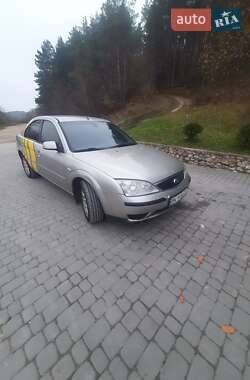Седан Ford Mondeo 2004 в Шумську