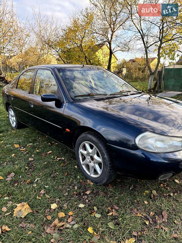 Лифтбек Ford Mondeo 1997 в Бродах фото 6 Лифтбек Ford Mondeo 1997 в Бродах