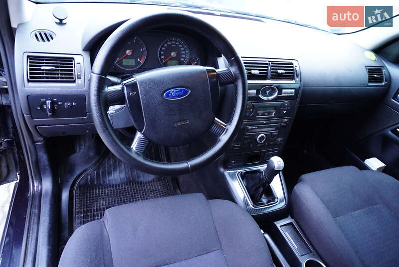 Универсал Ford Mondeo 2003 в Стрые