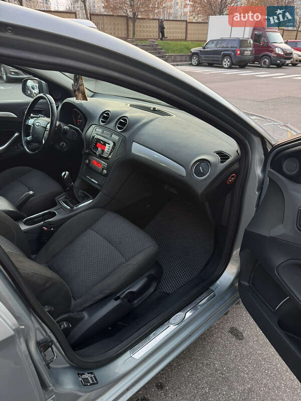 Ліфтбек Ford Mondeo 2007 в Києві