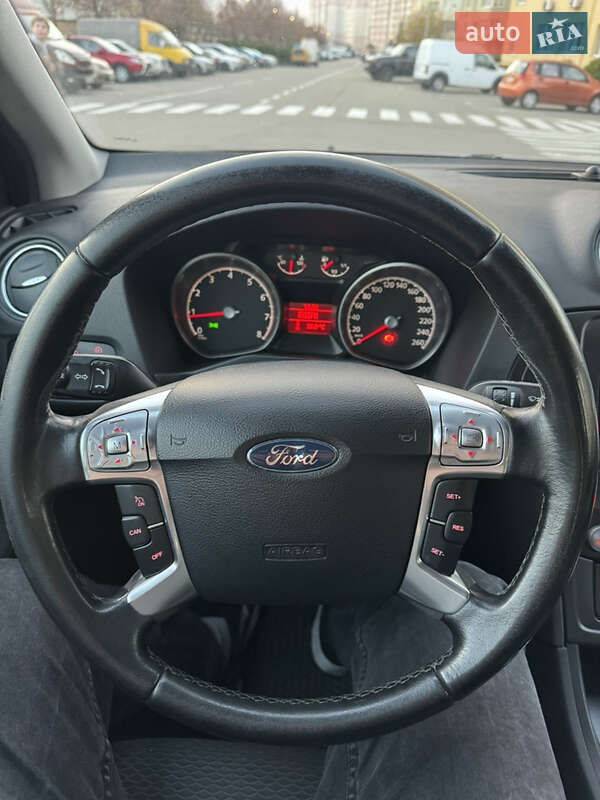 Ліфтбек Ford Mondeo 2007 в Києві