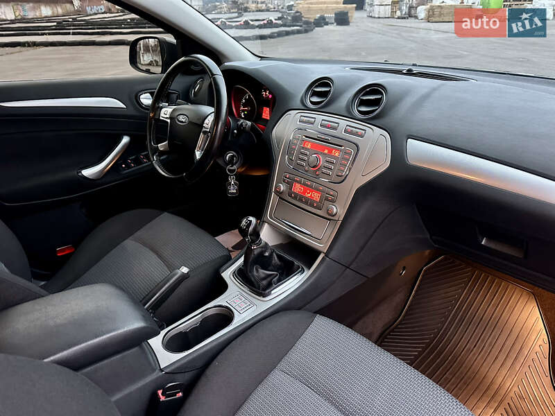 Лифтбек Ford Mondeo 2007 в Хмельницком фото 25 Лифтбек Ford Mondeo 2007 в Хмельницком