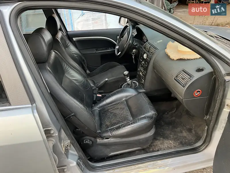 Ford Mondeo 2003 VIN WF04XXGBB43D31808 фото оголошення 9 з 47