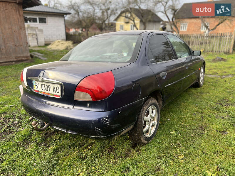 Седан Ford Mondeo 1997 в Самборі