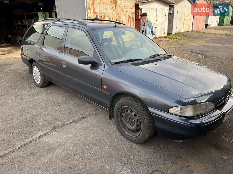 Универсал Ford Mondeo 1993 в Дрогобыче