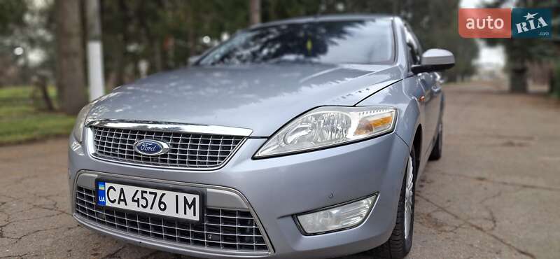 Лифтбек Ford Mondeo 2010 в Христиновке