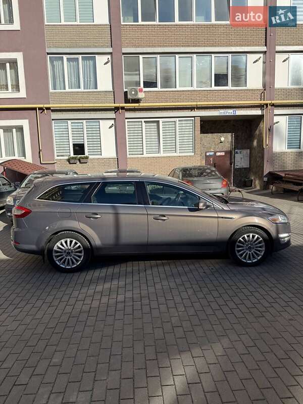 Універсал Ford Mondeo 2011 в Хмельницькому