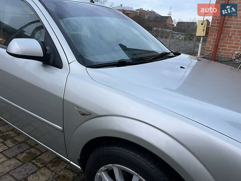 Седан Ford Mondeo 2000 в Львове