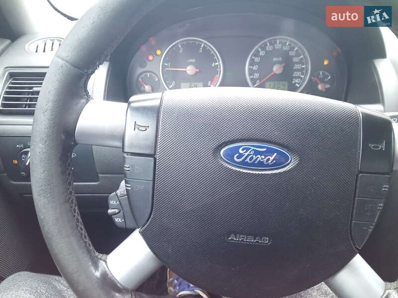 Универсал Ford Mondeo 2002 в Луцке