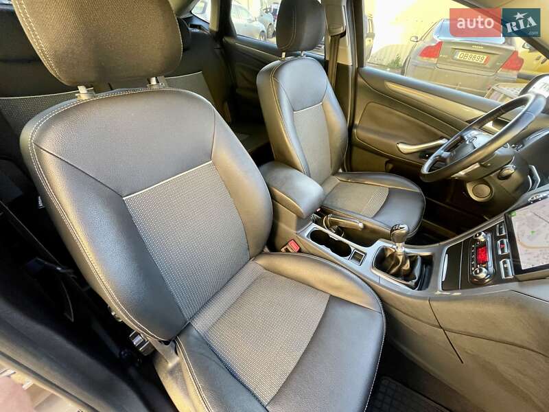 Ліфтбек Ford Mondeo 2013 в Чернігові