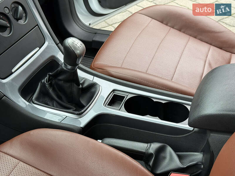 Седан Ford Mondeo 2012 в Малине фото 31 Седан Ford Mondeo 2012 в Малине