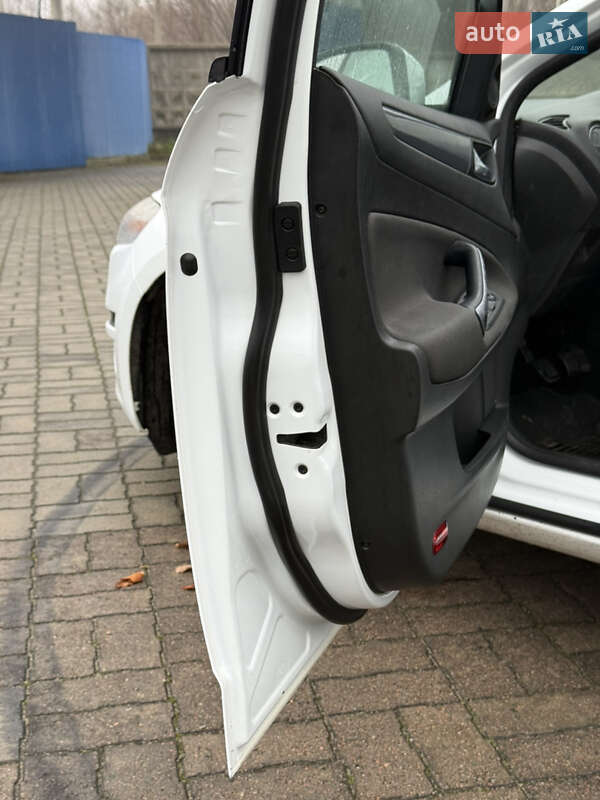 Седан Ford Mondeo 2012 в Малине фото 43 Седан Ford Mondeo 2012 в Малине