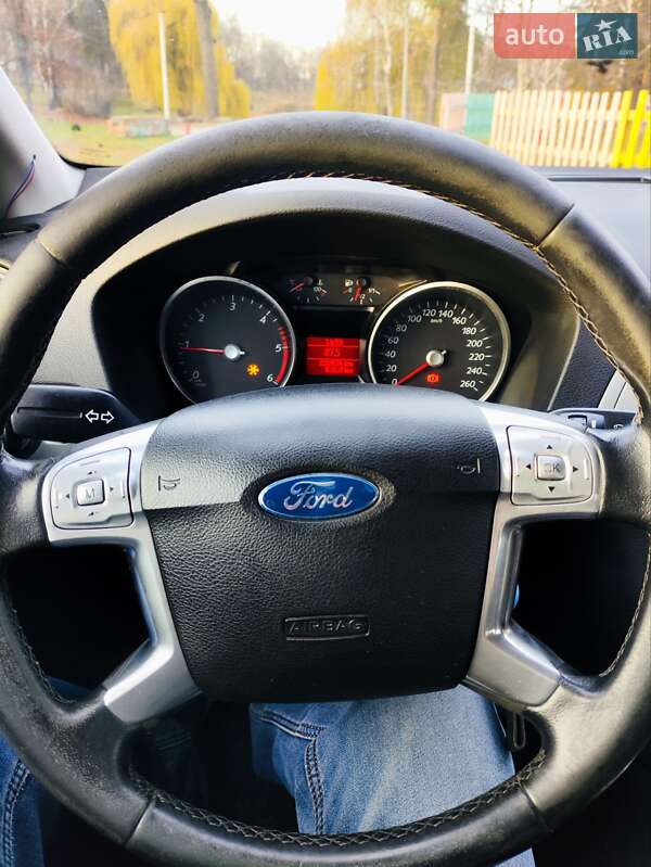 Седан Ford Mondeo 2007 в Сумах