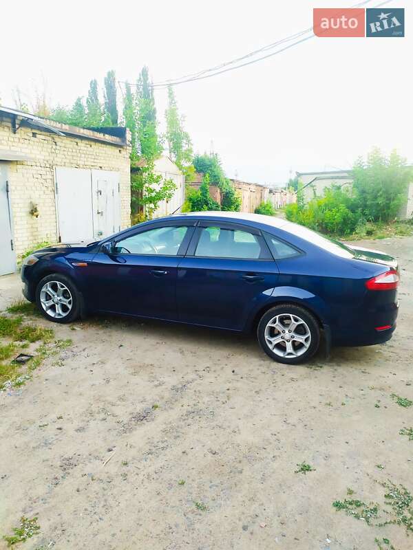 Седан Ford Mondeo 2007 в Сумах