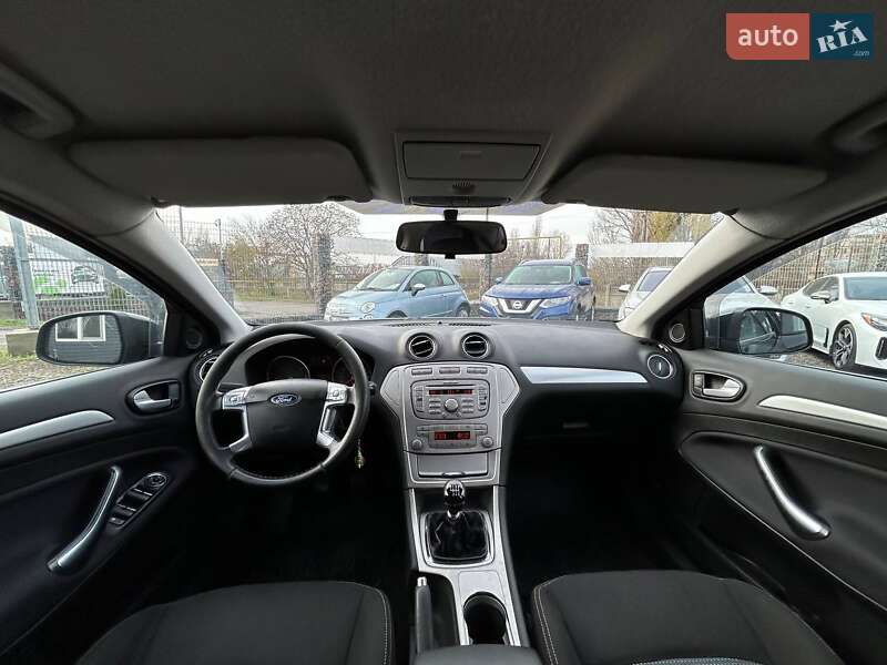 Седан Ford Mondeo 2010 в Одессе