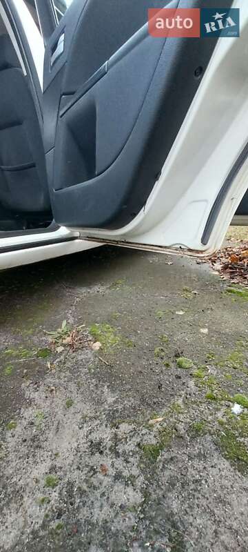 Седан Ford Mondeo 2001 в Киеве