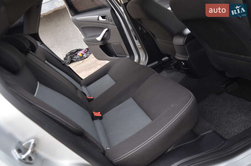 Седан Ford Mondeo 2013 в Дрогобыче фото 63 Седан Ford Mondeo 2013 в Дрогобыче