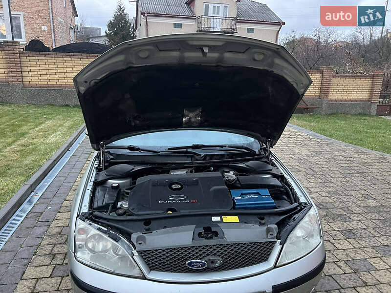 Седан Ford Mondeo 2000 в Львові