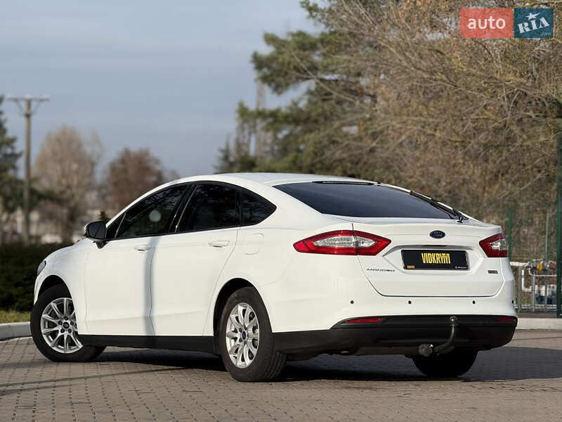 Лифтбек Ford Mondeo 2017 в Киеве