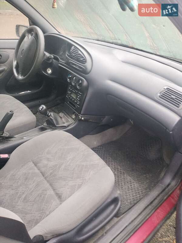 Седан Ford Mondeo 1997 в Киеве