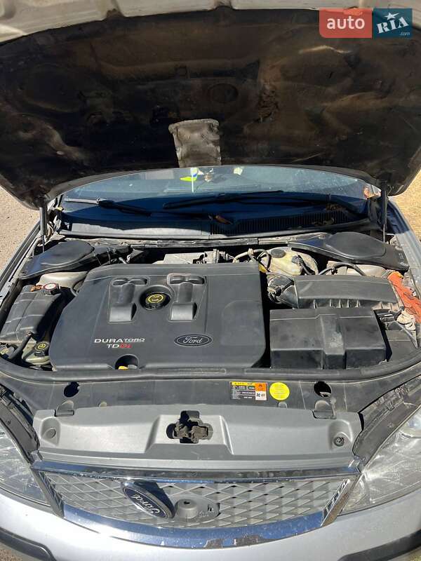 Універсал Ford Mondeo 2005 в Чернівцях