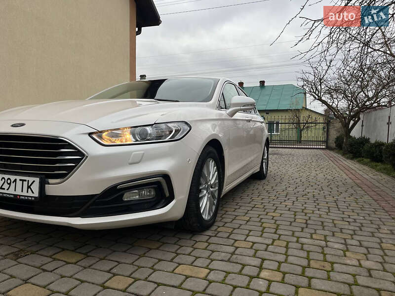 Ліфтбек Ford Mondeo 2019 в Радехові