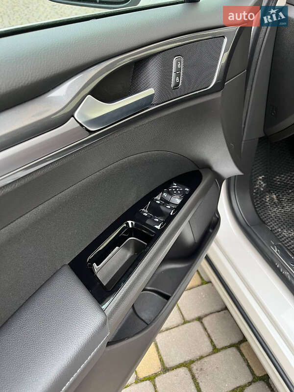 Ліфтбек Ford Mondeo 2019 в Радехові