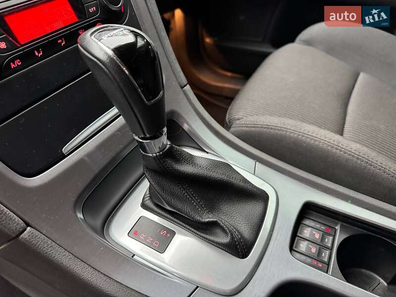 Седан Ford Mondeo 2012 в Дніпрі