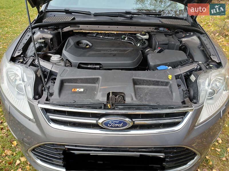 Лифтбек Ford Mondeo 2011 в Ужгороде